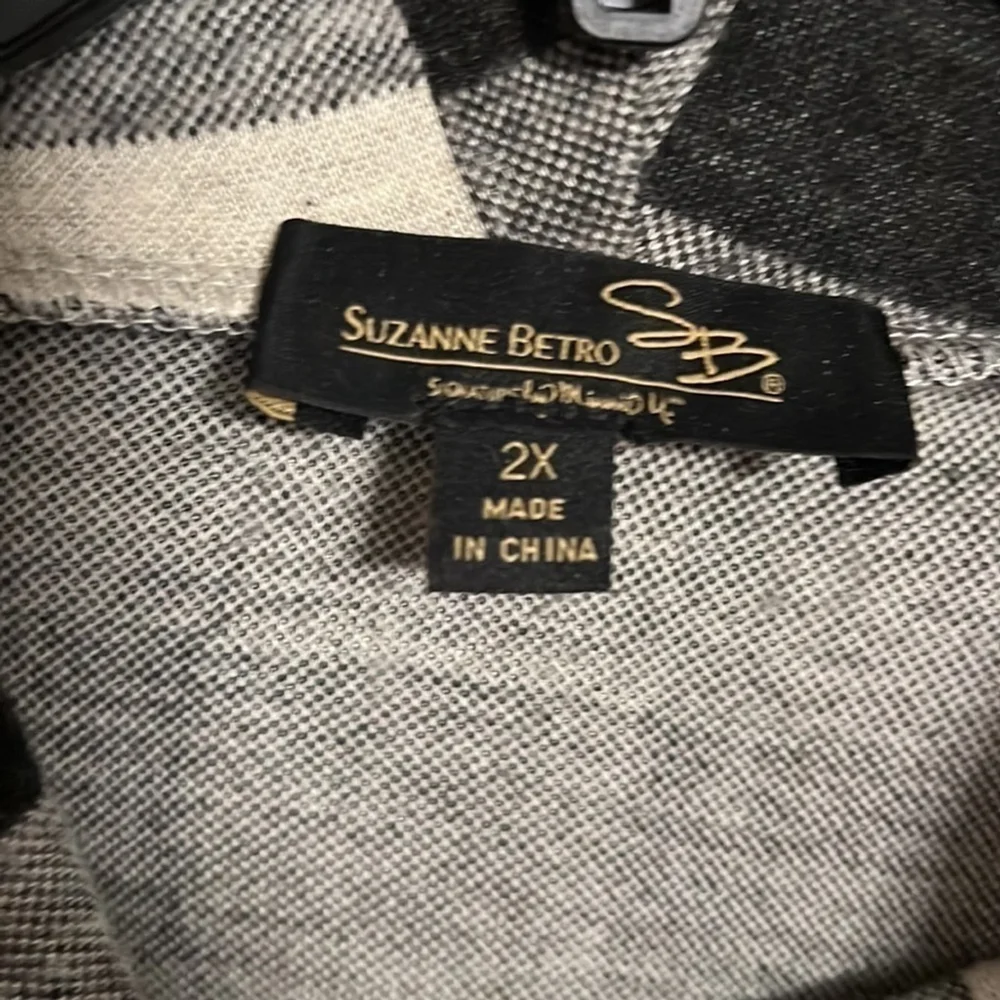 Suzanne Betro Dolman Sleeve‎ Drop Shoulder Plaid Buffalo Check Cowl Neck Sweater
